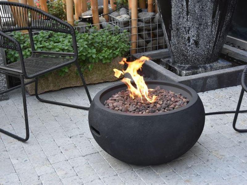 http://www.firepitoasis.com/cdn/shop/products/modeno-york-fire-bowl-417550_1200x630.jpg?v=1595565381